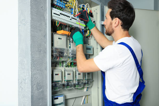 Best Circuit Breaker Repair  in Pinole, CA